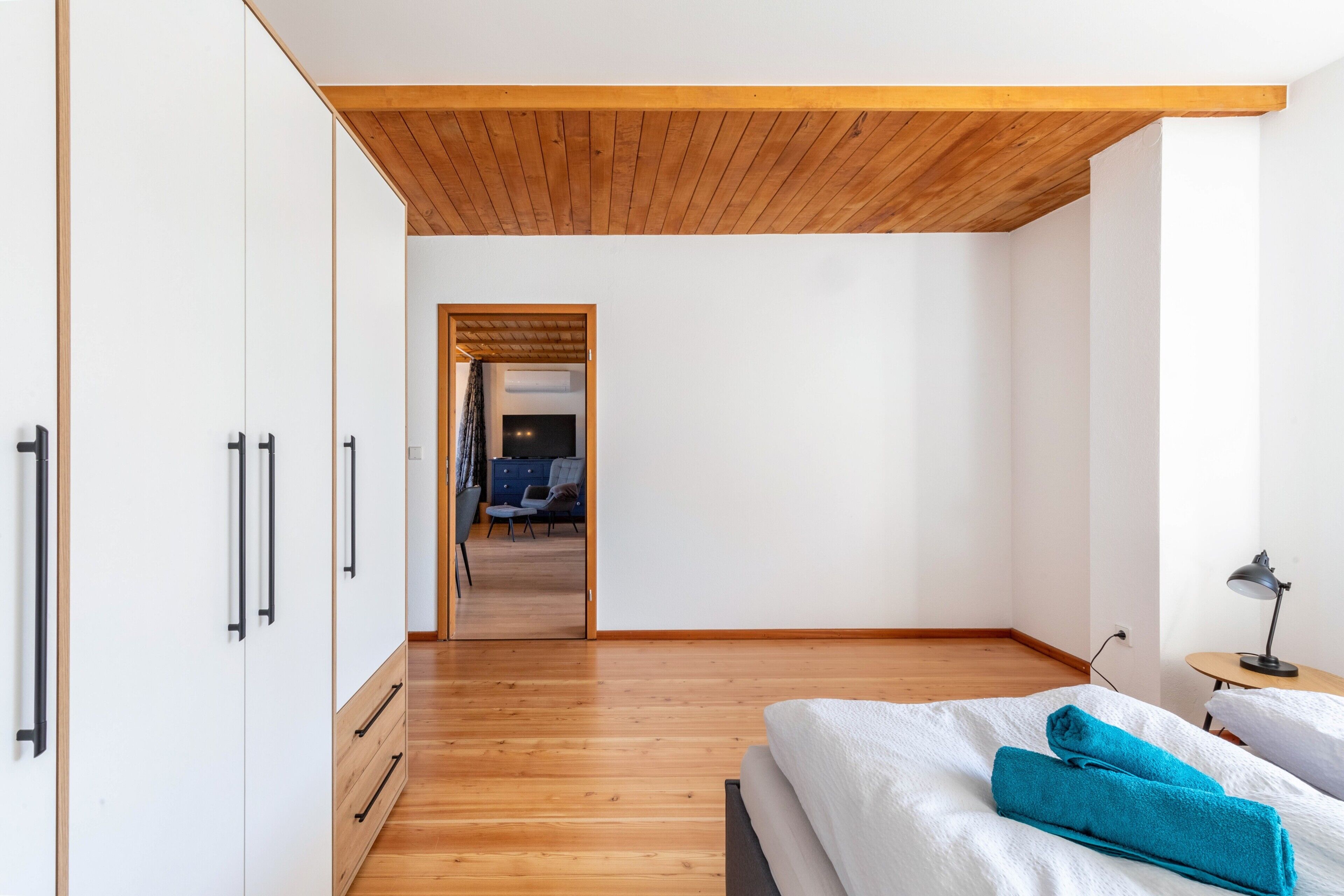 Wifi y ropa de cama