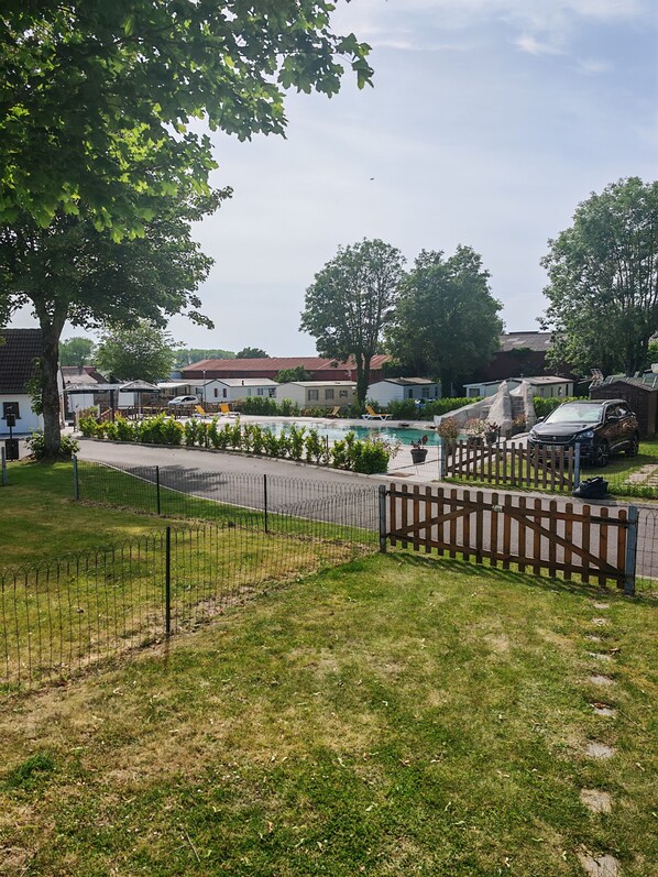 Property grounds - Vrbo Property (Noyelles-sur-Mer)