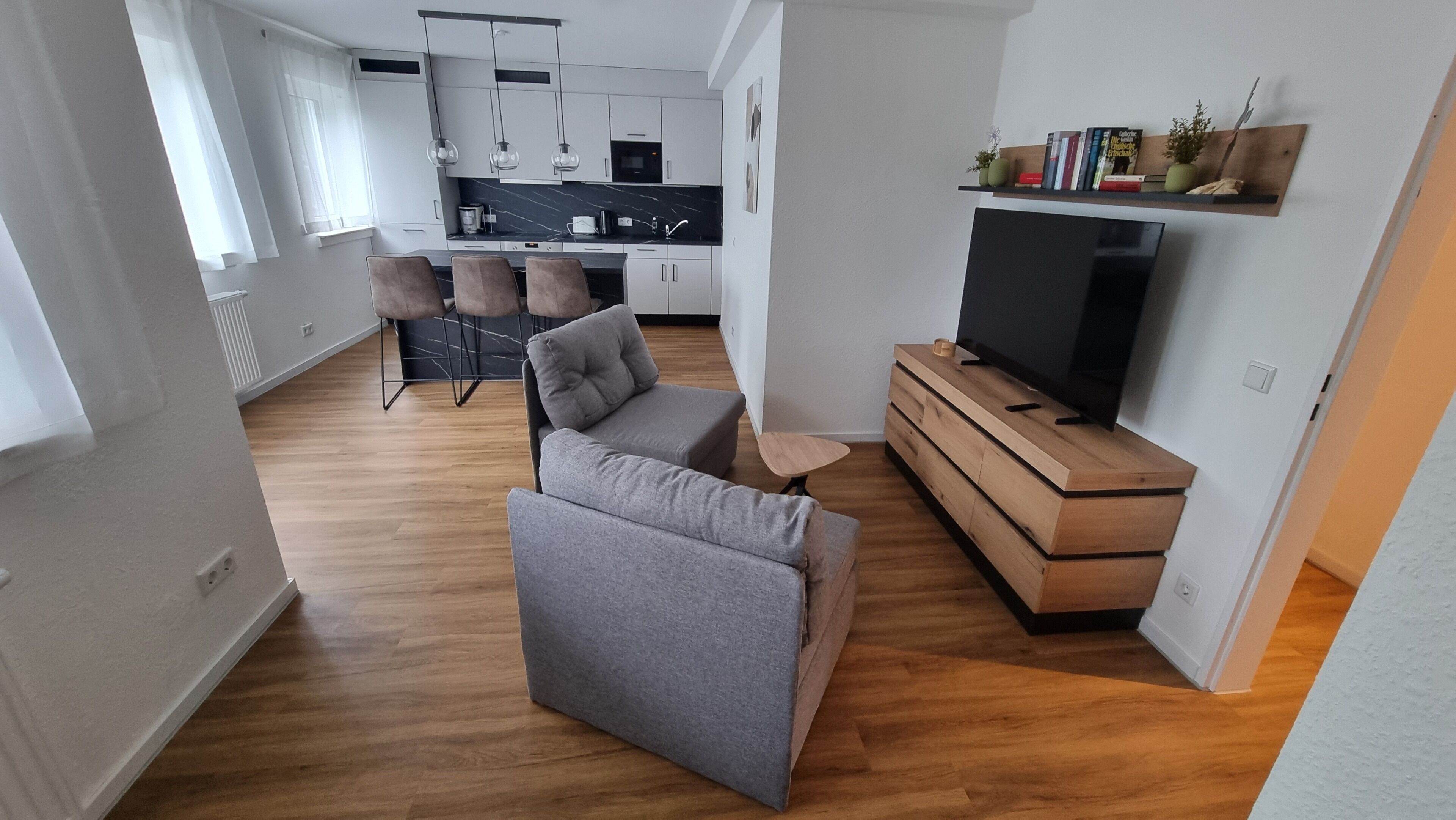 Smart-TV, Bücher