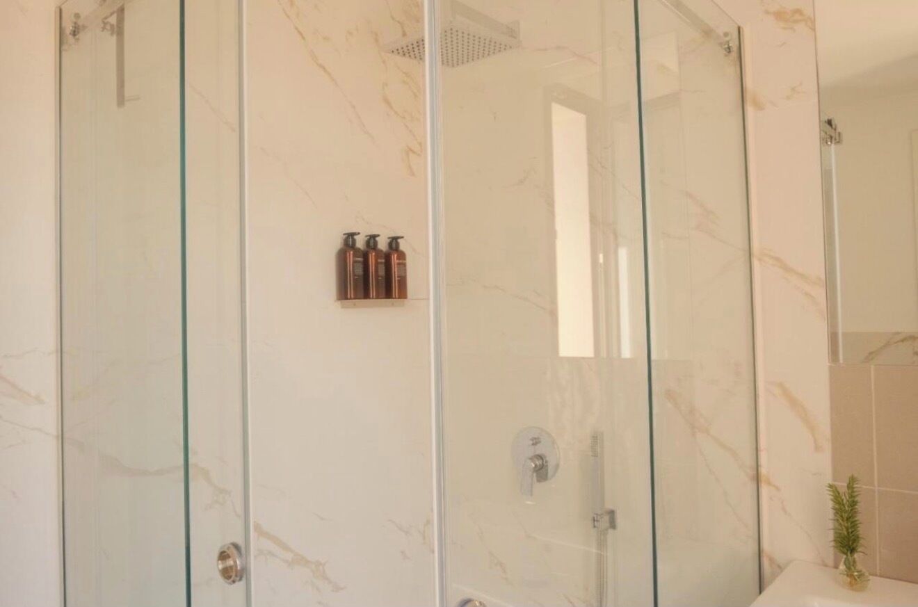 Deluxe Double Room, Garden View | Bilik Mandi | Pancuran mandi, pengering rambut, tuala disediakan, sabun 