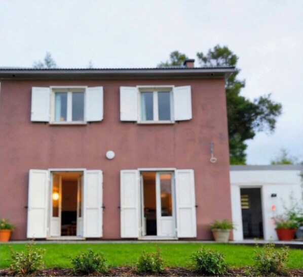 Exterior - Vrbo Property (Les Trois-Bassins)