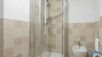 Shower, hair dryer, shampoo