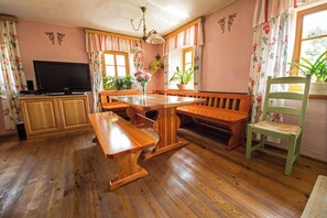 Dining - Luxury Nature Retreat, Heated Pool, Jacuzzi & Stunning Views (Tolmin)