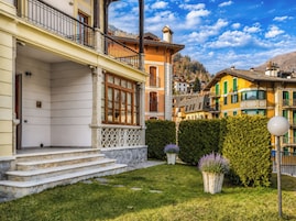 Apartamento, vistas a la montaña | Detalle del exterior