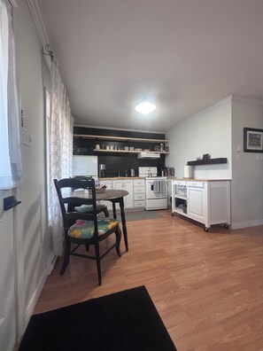 Microwave, oven, stovetop, coffee/tea maker - Oceanfront Boutique Retreat~Hot Tub~Woodstove (Hearts Delight-Islington)