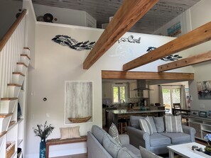 Living area - Brewster Sea of  Life Coastal Family Retreat with private yard/Pet friendly (Brewster)