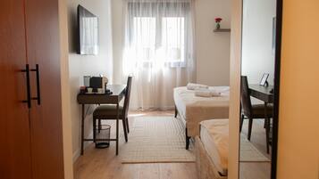 Comfort Double Room, Park View | Desk, laptop workspace, iron/ironing board, free WiFi