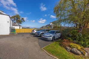 Property grounds - Pinewood Country House near St Andrews (Saint Michaels)