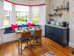 Dining - Pinewood Country House near St Andrews (Saint Michaels)