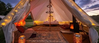 Bell Tent Sleeps 4 with Woodburner & Sauna · Blackdown Hills