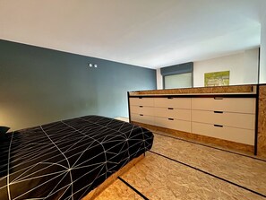 Iron/ironing board, WiFi, bed sheets - Vrbo Property (Saint-Denis)