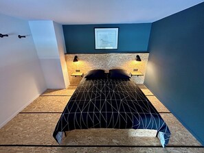 Iron/ironing board, WiFi, bed sheets - Vrbo Property (Saint-Denis)