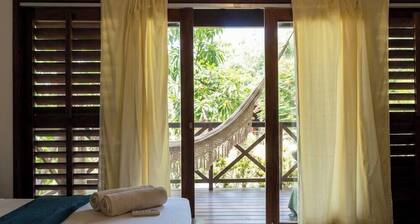 Premium Rustic-Tropical Suite: Charm, Balcony, Hammock and Nature