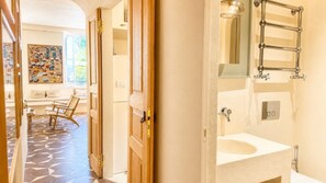 Hair dryer, towels, soap, toilet paper - When in Portofino by "At Home" (Portofino)