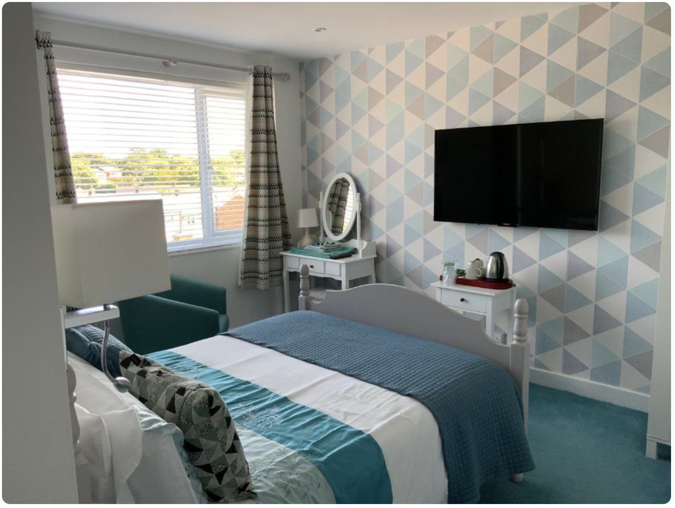 Comfort Double Room, Ensuite | Desk, iron/ironing board, free WiFi