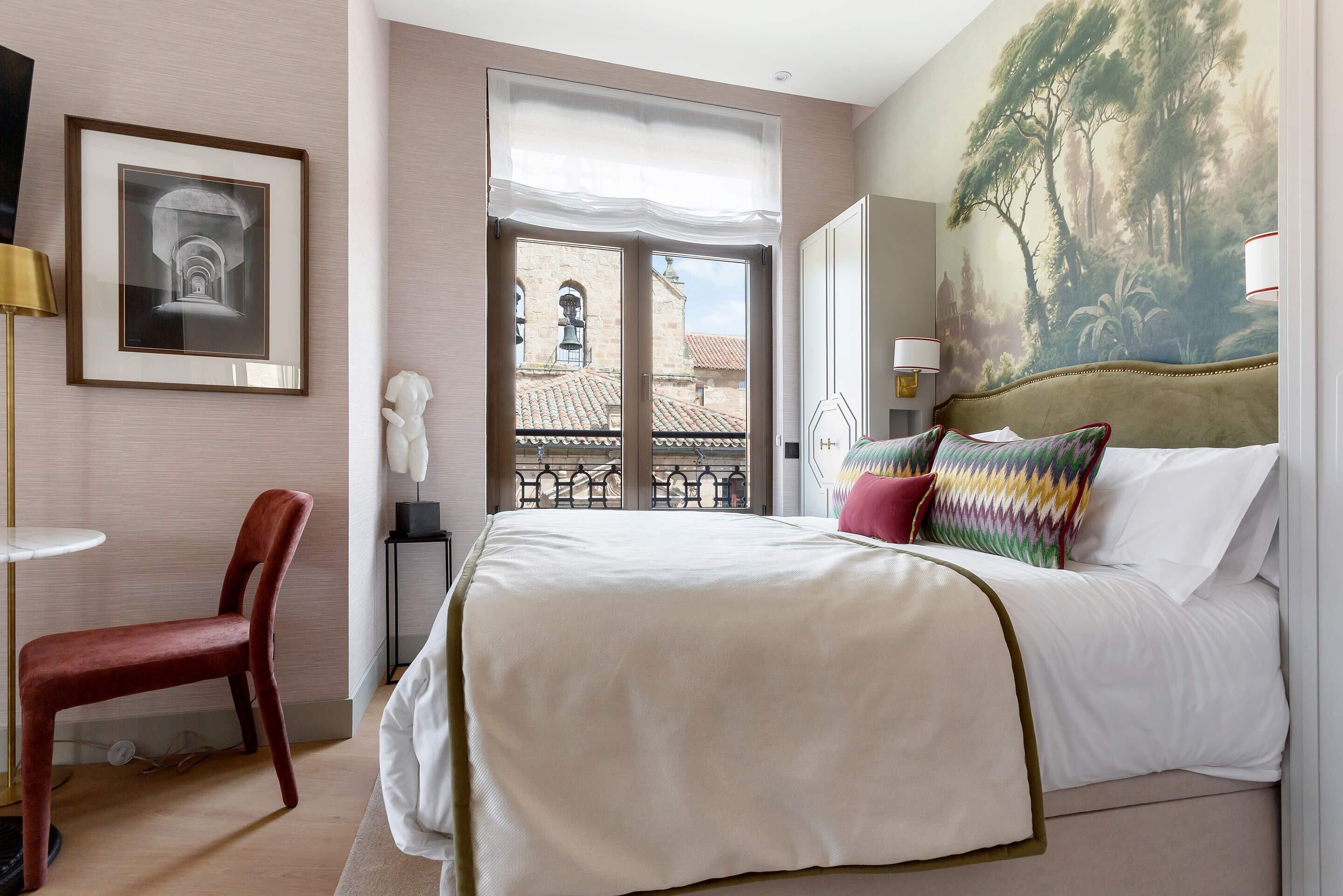 1 dormitorio, tabla de planchar con plancha, wifi y ropa de cama