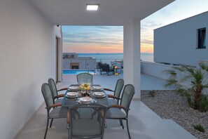 Outdoor dining - Villa Maxima with heated pool - Makarska Veliko Brdo (Veliko Brdo)