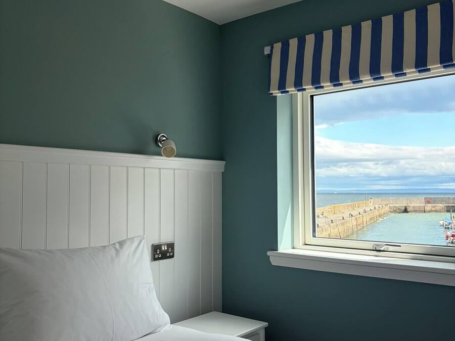 Premium bedding, desk, free WiFi, bed sheets