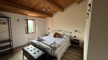 Camera tripla, vista montagna | Wi-Fi gratuito