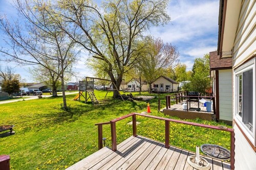 Peaceful 1BR Nature Stay | Cozy & Scenic