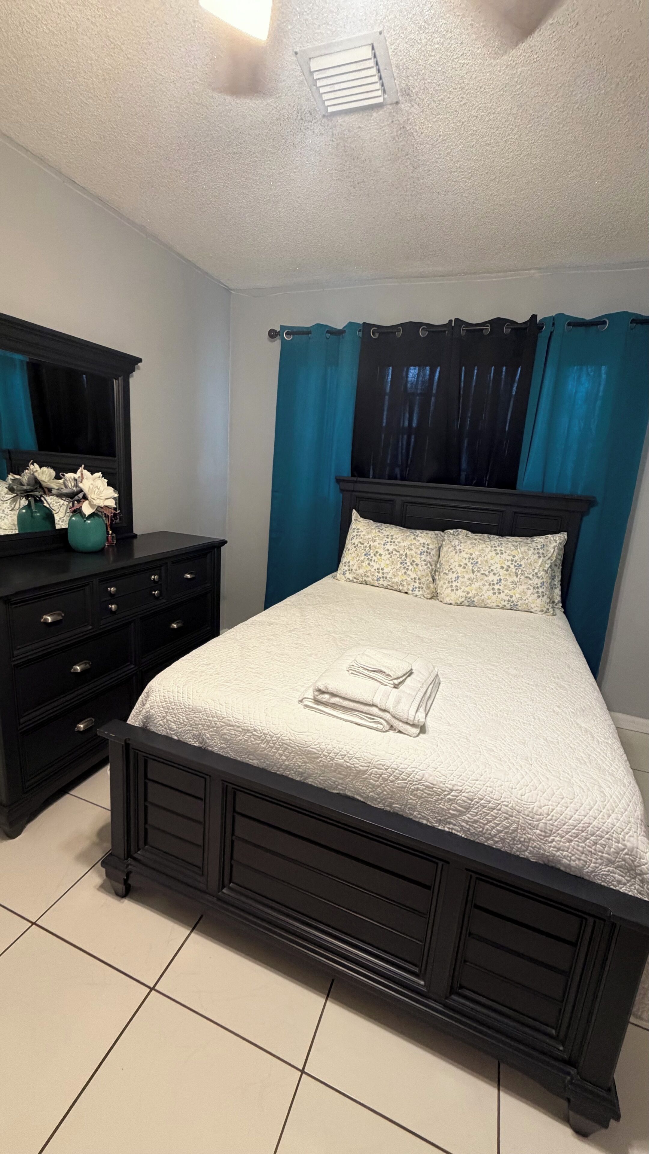 1 chambre, accès au Wi-Fi (inclus), literie fournie