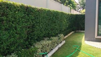 Apartment, 1 Bedroom, Accessible | Garden