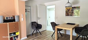 Dining - Vrbo Property (Gaienhofen)