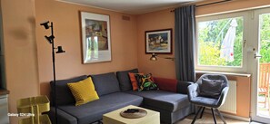 Living area - Vrbo Property (Gaienhofen)
