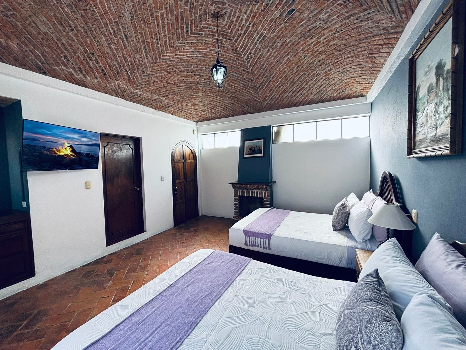 Suite Comfort, 2 letti matrimoniali, vista piscina | Una cassaforte in camera, tende oscuranti, Wi-Fi gratuito