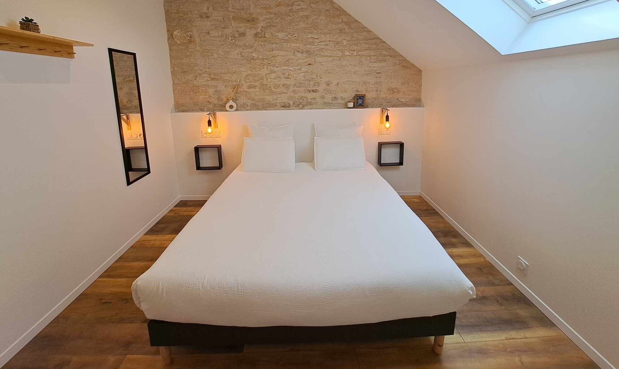 Iron/ironing board, travel crib, free WiFi, bed sheets