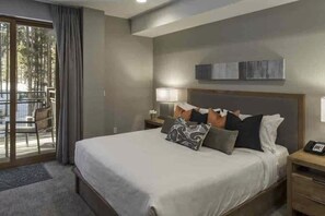 Iron/ironing board, WiFi, bed sheets - 1 Bedroom at Grand Colorado on Peak 8 for 4th of July in Breckenridge! (Breckenridge)