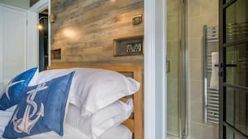 3 bedrooms