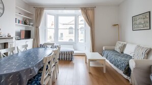 Rumah | 4 kamar tidur