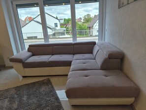 Living area - Vrbo Property (Kötz)