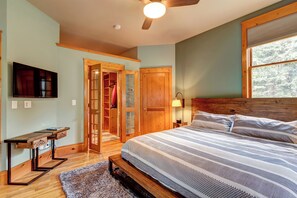 Room - Perfect Downtown Location - Great for Families! (Breckenridge)