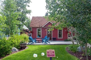 Exterior - Perfect Downtown Location - Great for Families! (Breckenridge)
