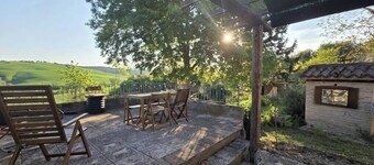Rider's lease in ancient Marche farmhouse amidst the hills