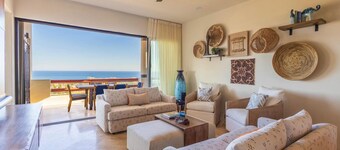 3BR Ocean and City View - Pool - Tennis