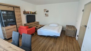 Strykjärn/strykbräda, gratis wi-fi och sängkläder
