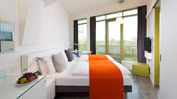 Family Room, Balcony, City View