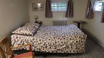 1 chambre, fer et planche Ă repasser, Wi-Fi, draps fournis