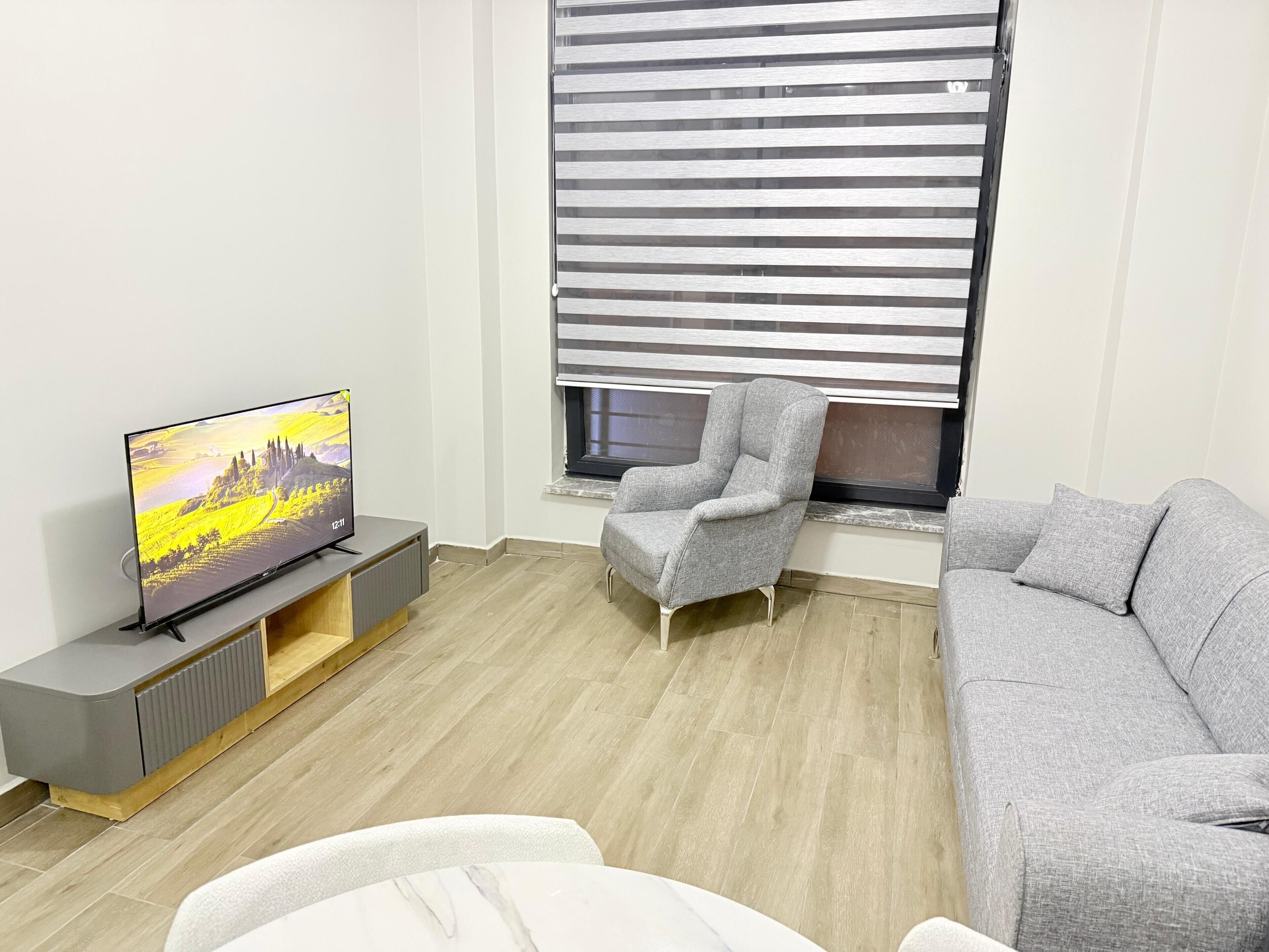 Comfort Suite, City View | Living area