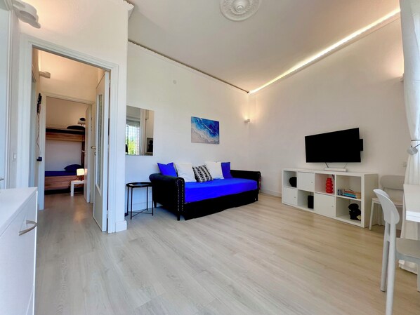 Room - Vrbo Property (Cagliari)