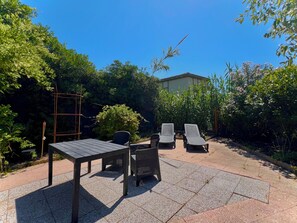 Outdoor dining - Vrbo Property (Cagliari)