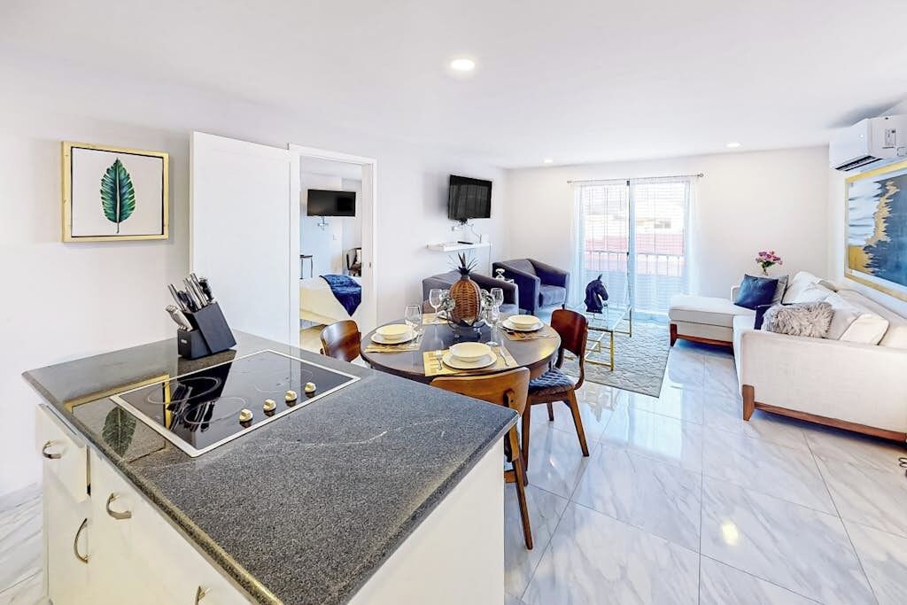 Apartment, 1 King-Bett, Küche (Alina 203a at Morgan Residences) | Innenbereich