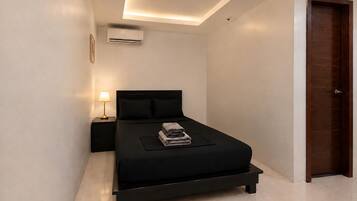 Double Room | Desk, free WiFi
