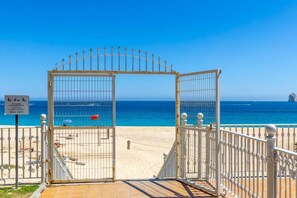 Beach nearby - New Condo Right Next to the Beach - Pool (Cabo San Lucas)