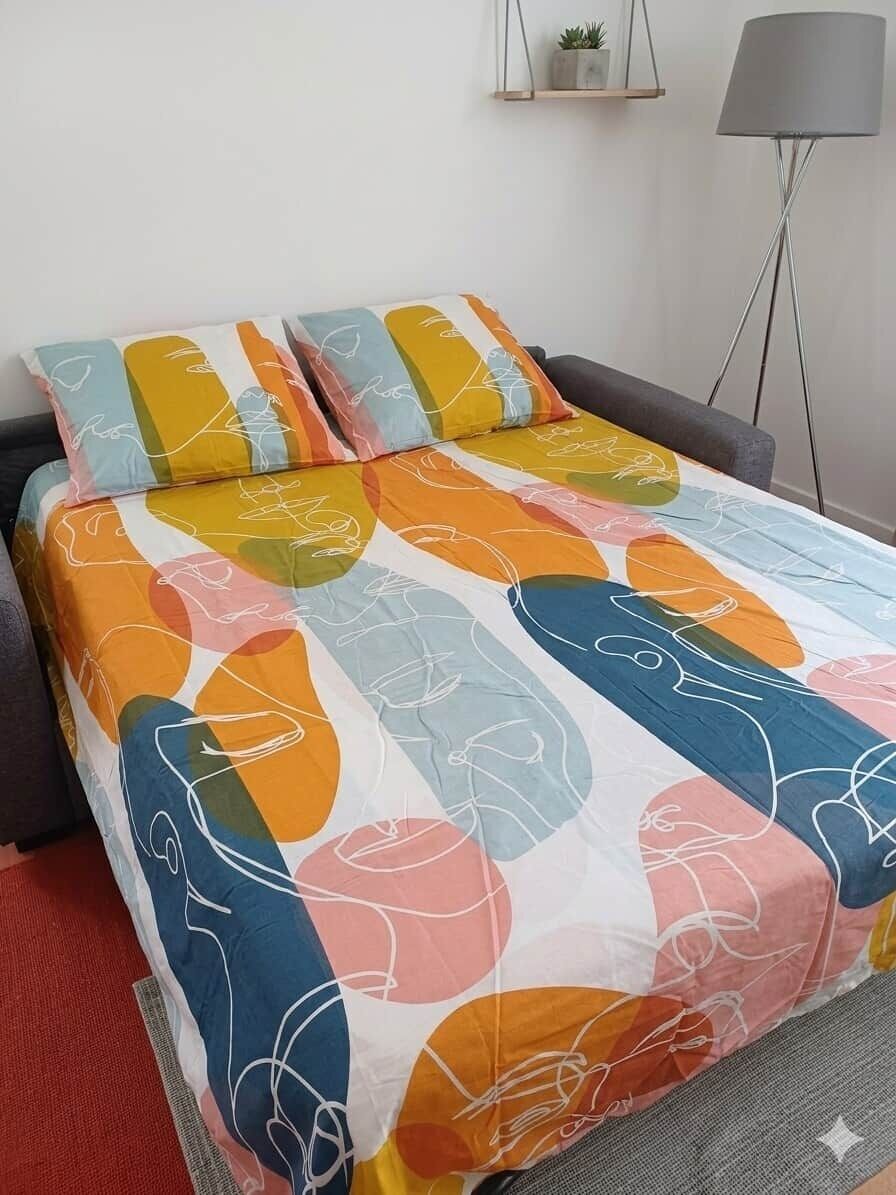 1 chambre, fer et planche à repasser, Wi-Fi gratuit, draps fournis