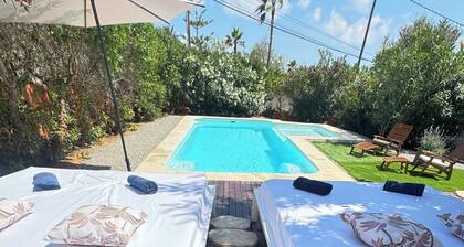 Casa Bonada Vacation Rental Near Playa den Bossa