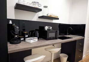 Private kitchen - The Elegant Luxury Rom Experience (Napoli)